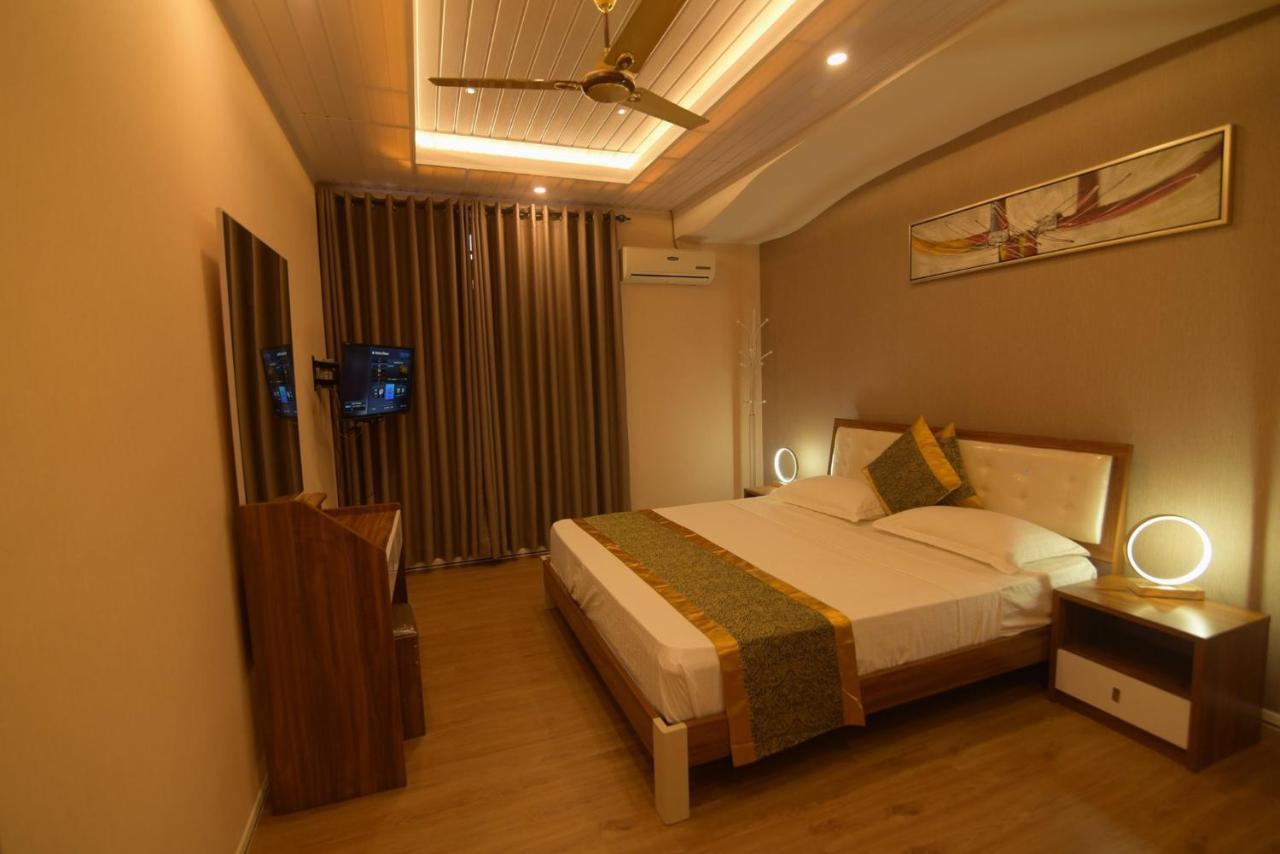 Hotel Blue Sky Kurunegala Luaran gambar