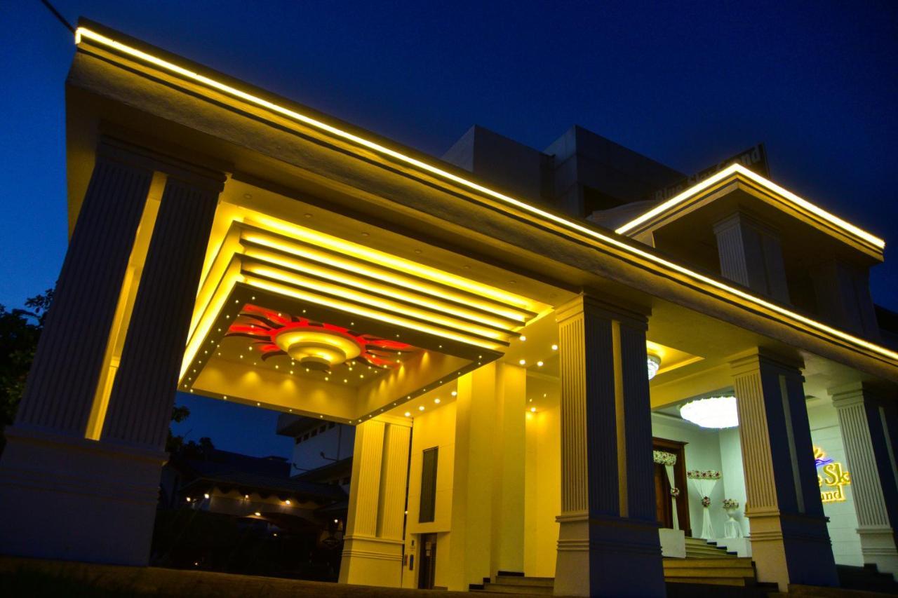 Hotel Blue Sky Kurunegala Luaran gambar